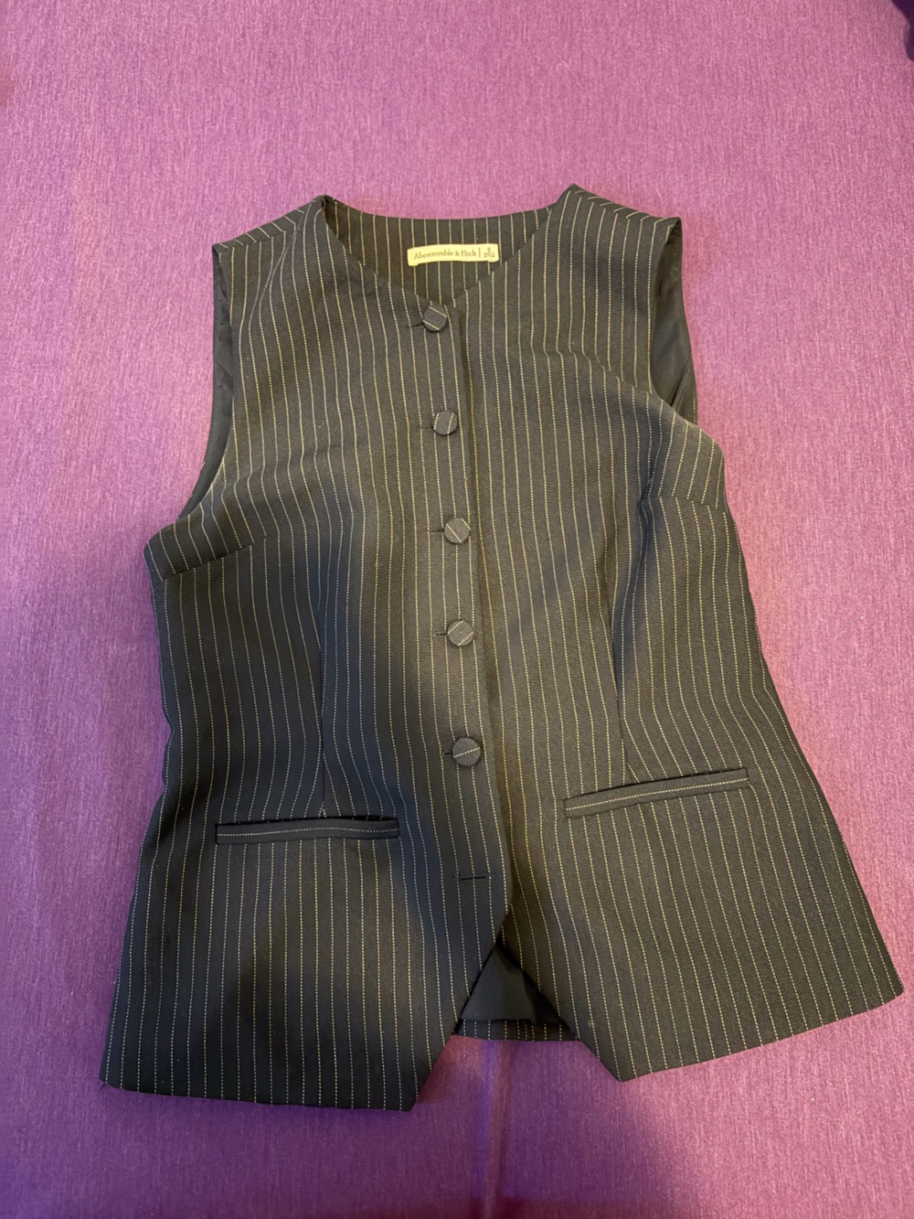 Abercrombie & Fitch Dark Blue and White Pinstripe Vest Womens Sz Small